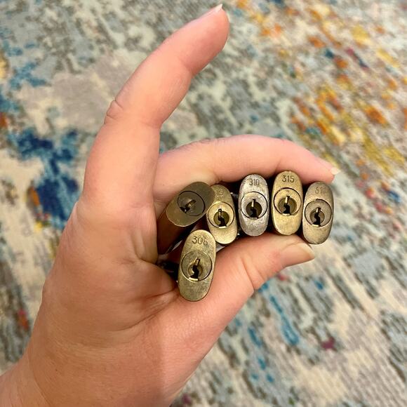 Louis Vuitton luggage lock Authentic vintage brass Necklace Accessory Unpolished - Picture 7 of 11